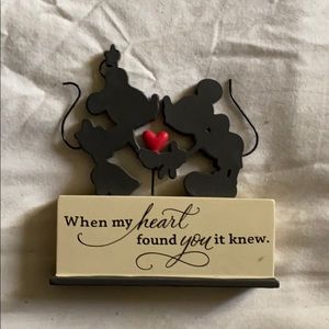 Mickey and Minnie Mouse couple decor